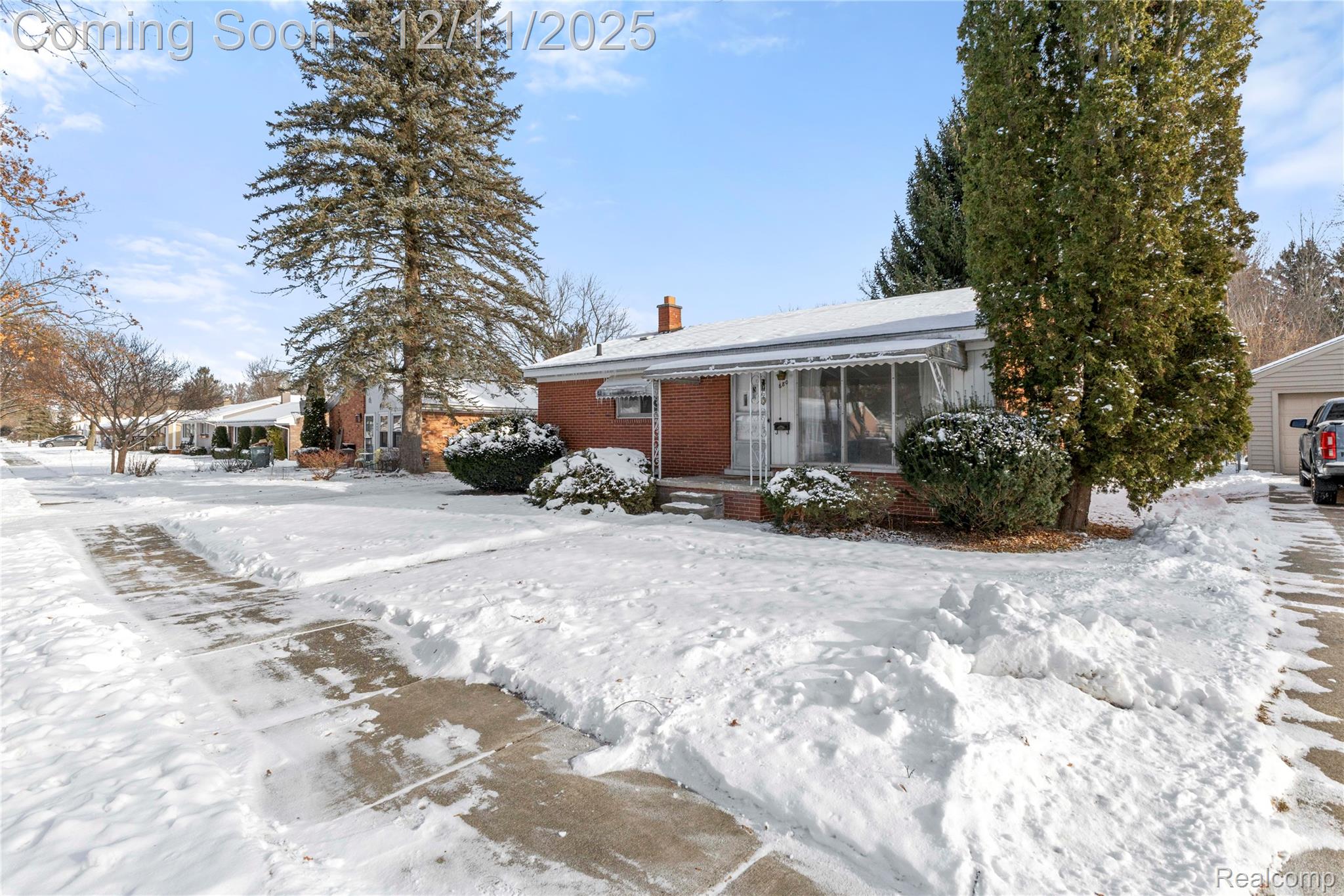 Lapeer, Michigan 48446, United States, 3 Bedrooms Bedrooms, ,2 BathroomsBathrooms,Residential,Pending,253064