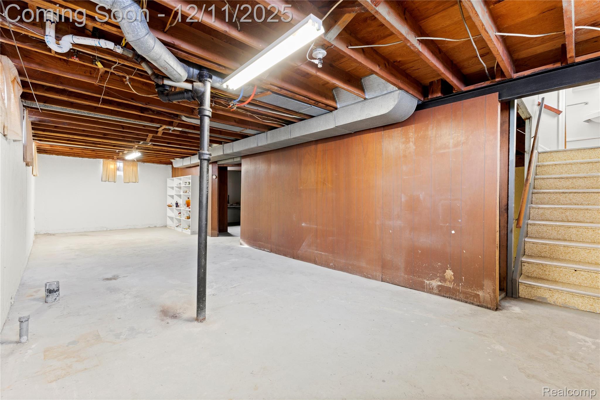 Lapeer, Michigan 48446, United States, 3 Bedrooms Bedrooms, ,2 BathroomsBathrooms,Residential,Pending,253064