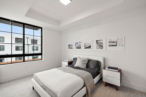 A home in RoyalOakCity_Oakland