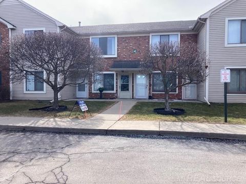 30783 Hidden Pines Lane Roseville City MI 48066