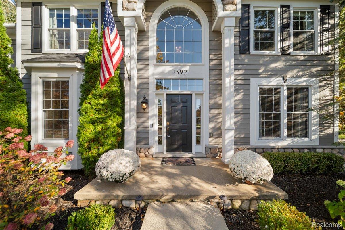3592 Sunnyside Court