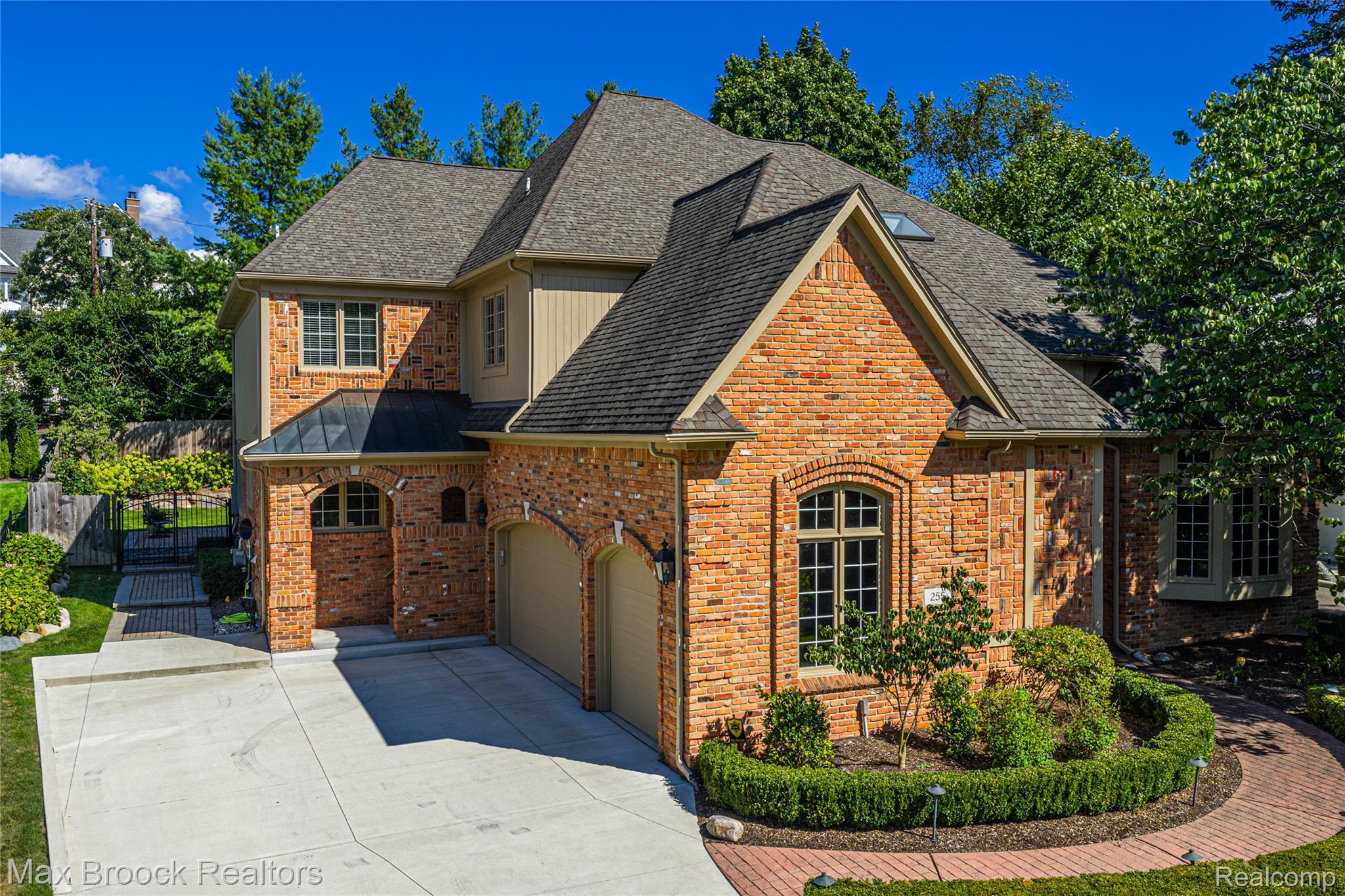 255 Valley View Lane