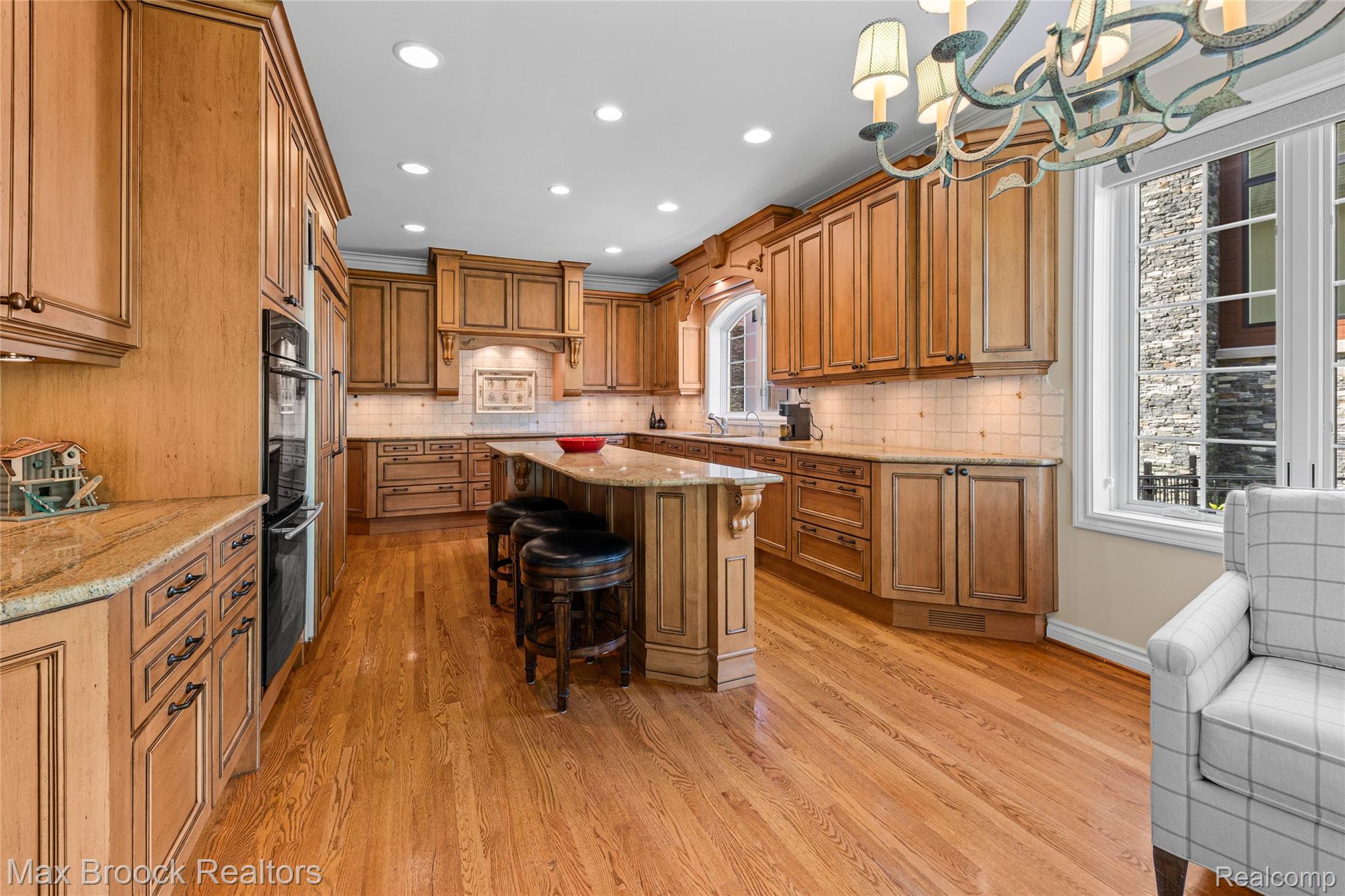 255 Valley View Lane