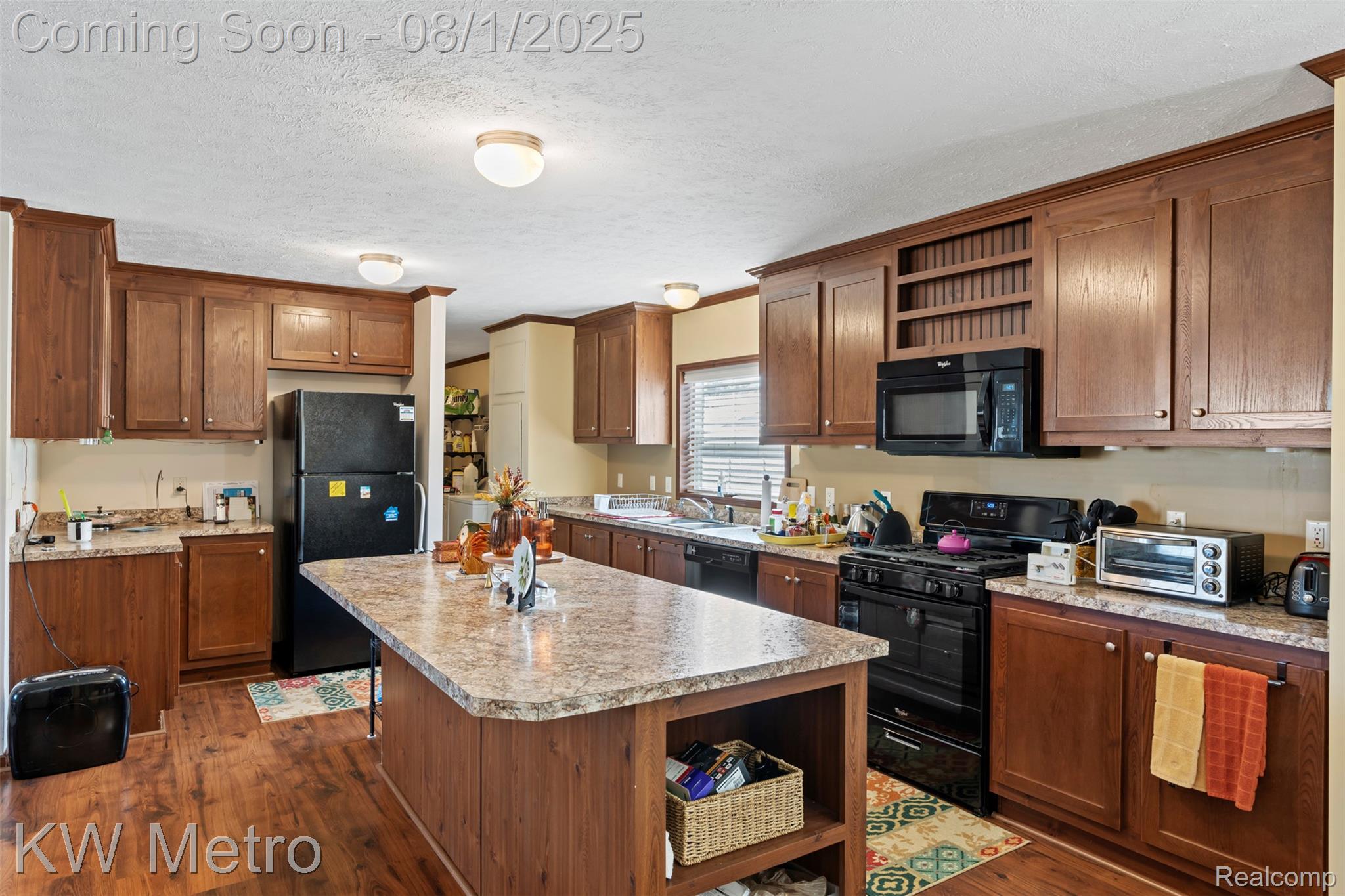 3544 Midsummer Lane