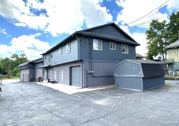 358 W Huron Street