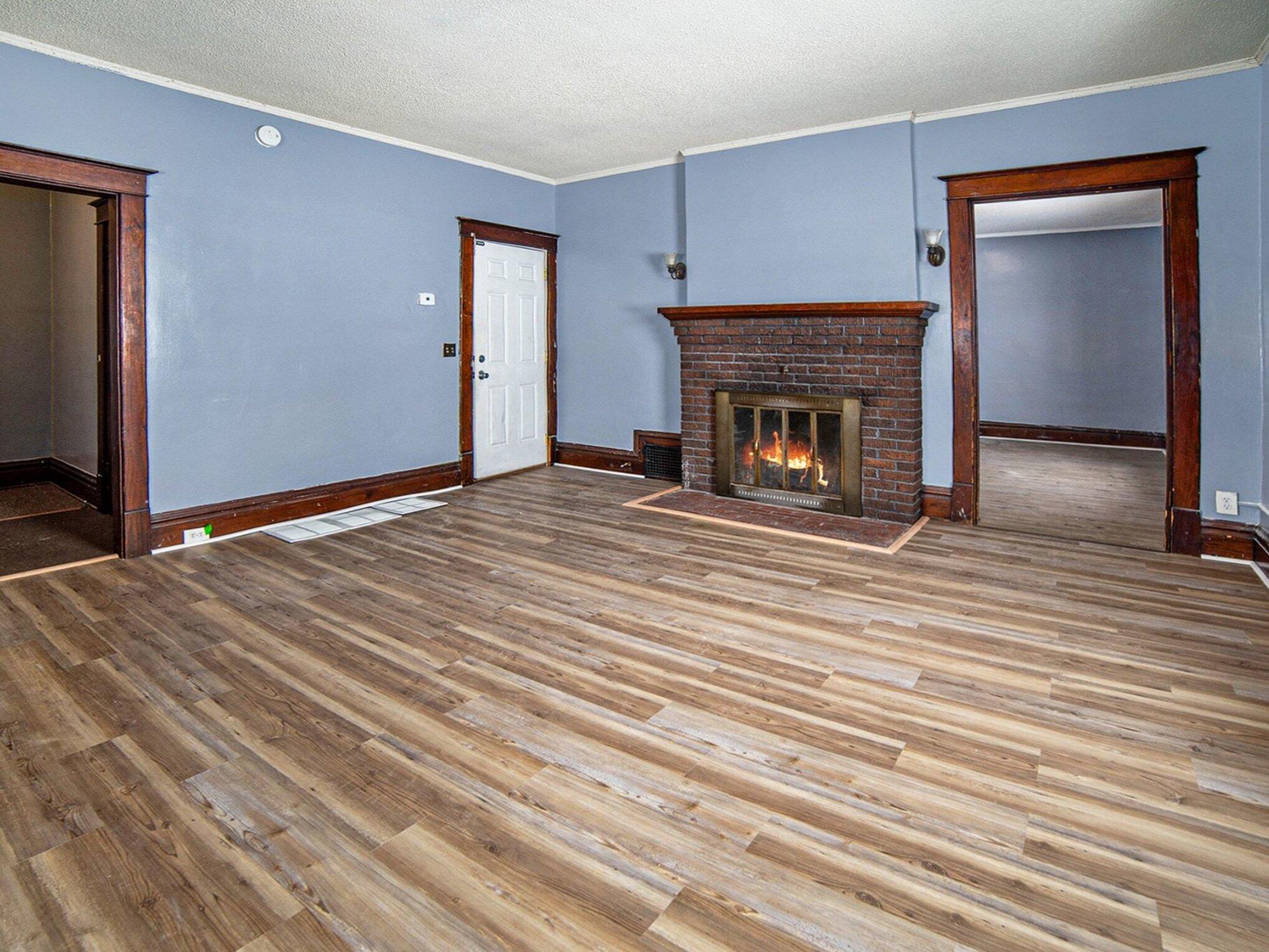 66 E Isabella Avenue