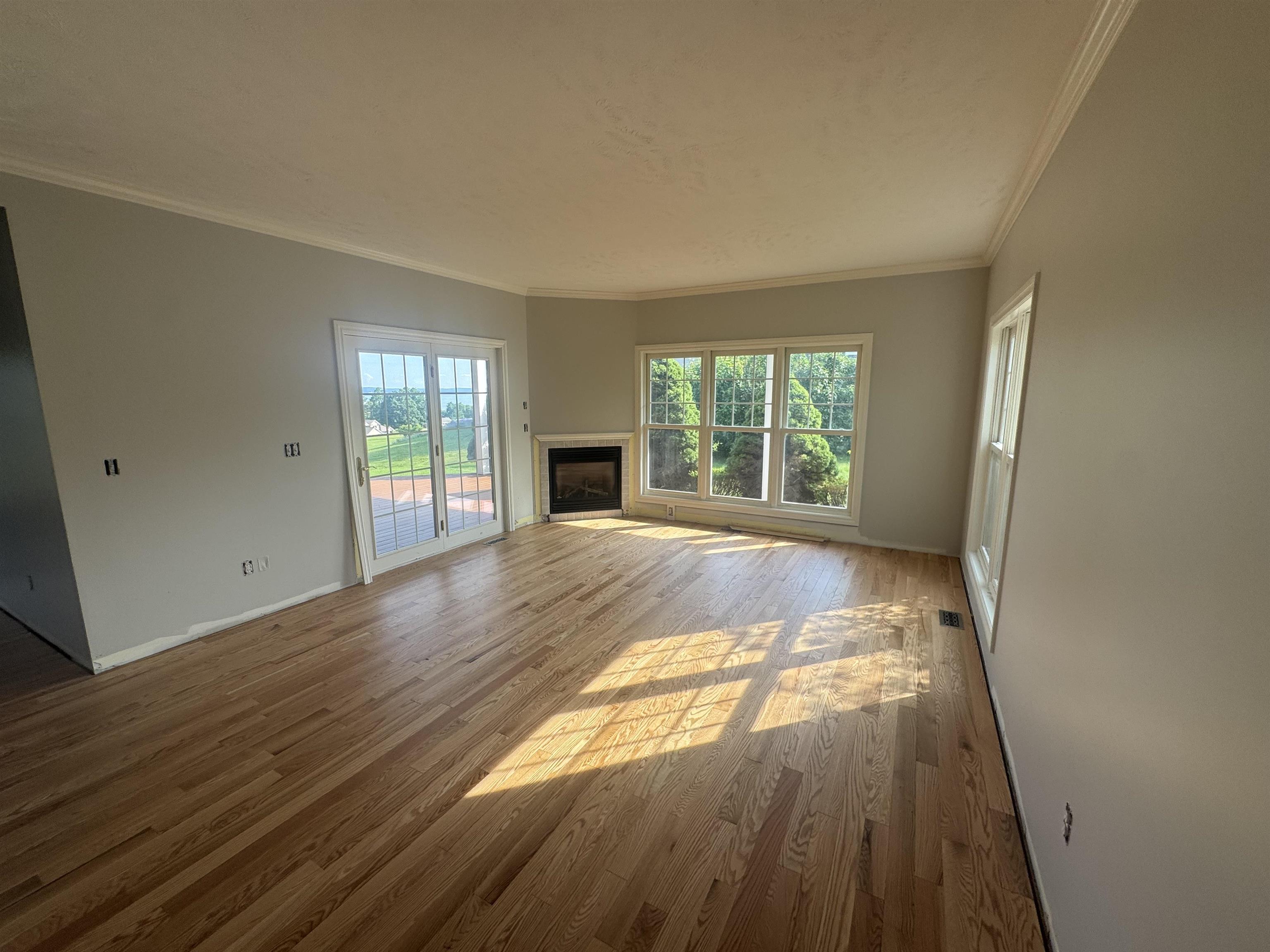 9423 Rolling Ridge Drive