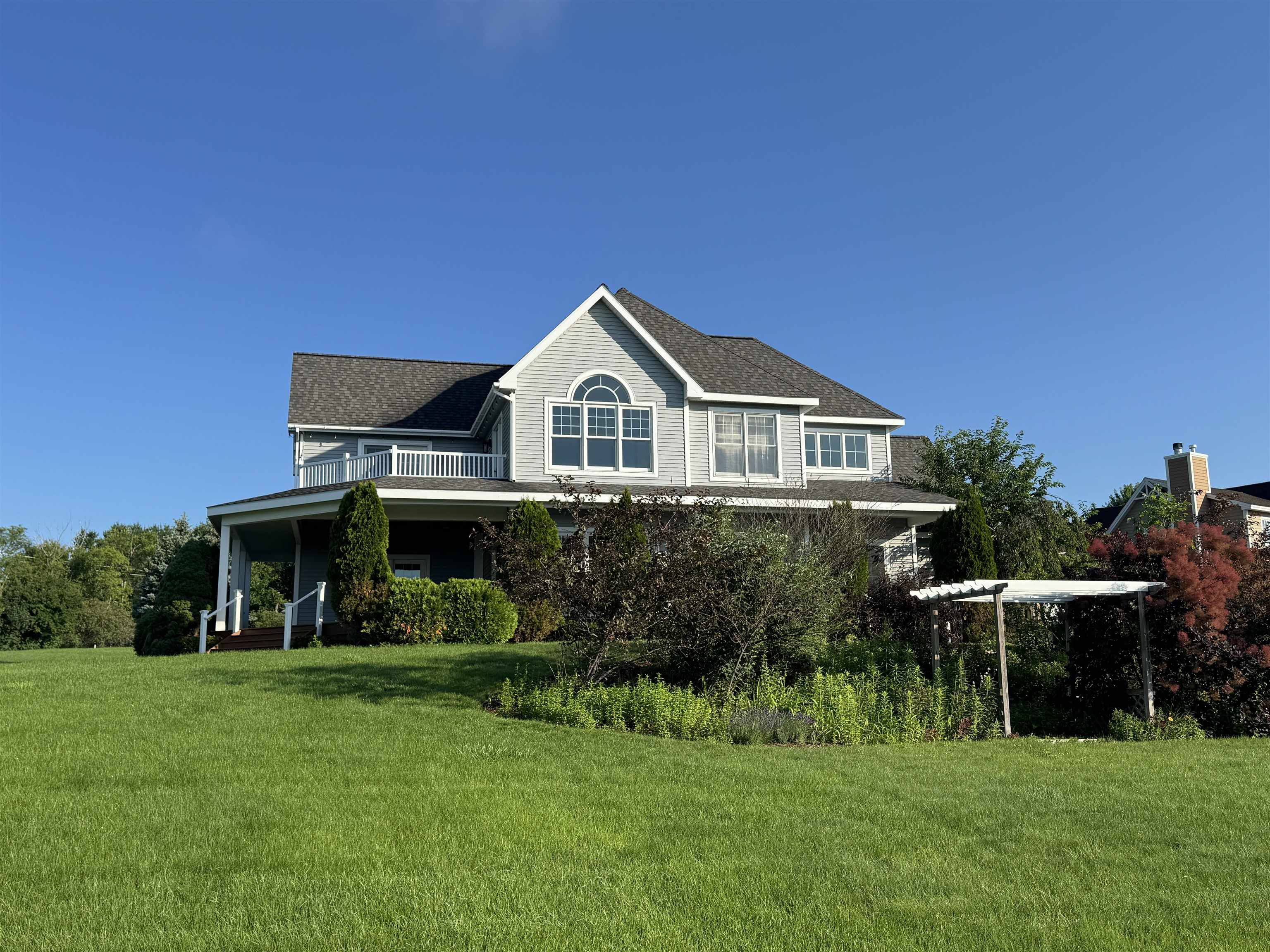 9423 Rolling Ridge Drive