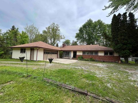 Photo of 63150 Mound Rd, Washington Township, MI 48095 (MLS # 58050175318)