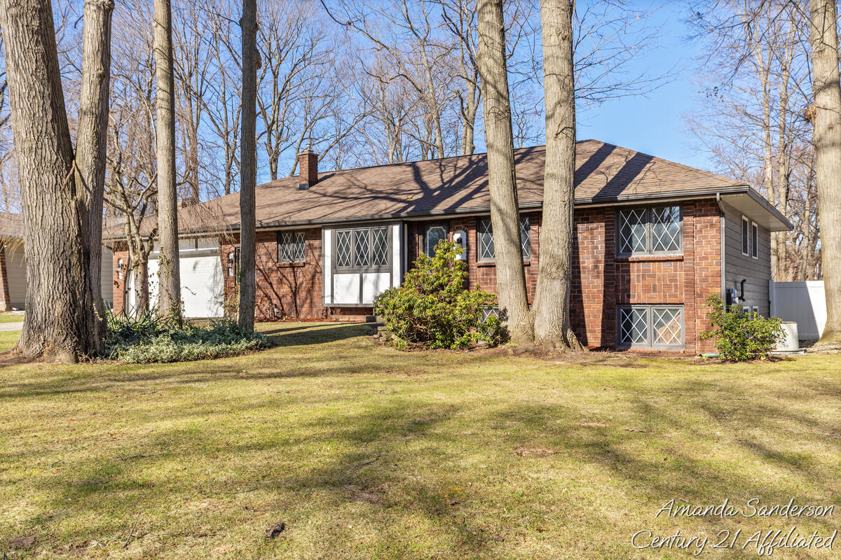 4403 Stratford Court