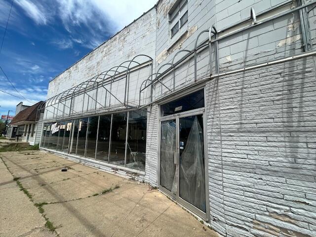 1396 W Michigan Avenue