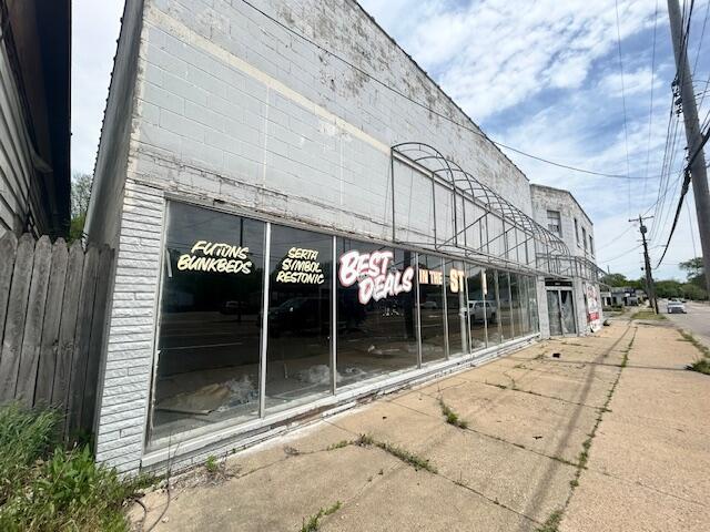 1396 W Michigan Avenue