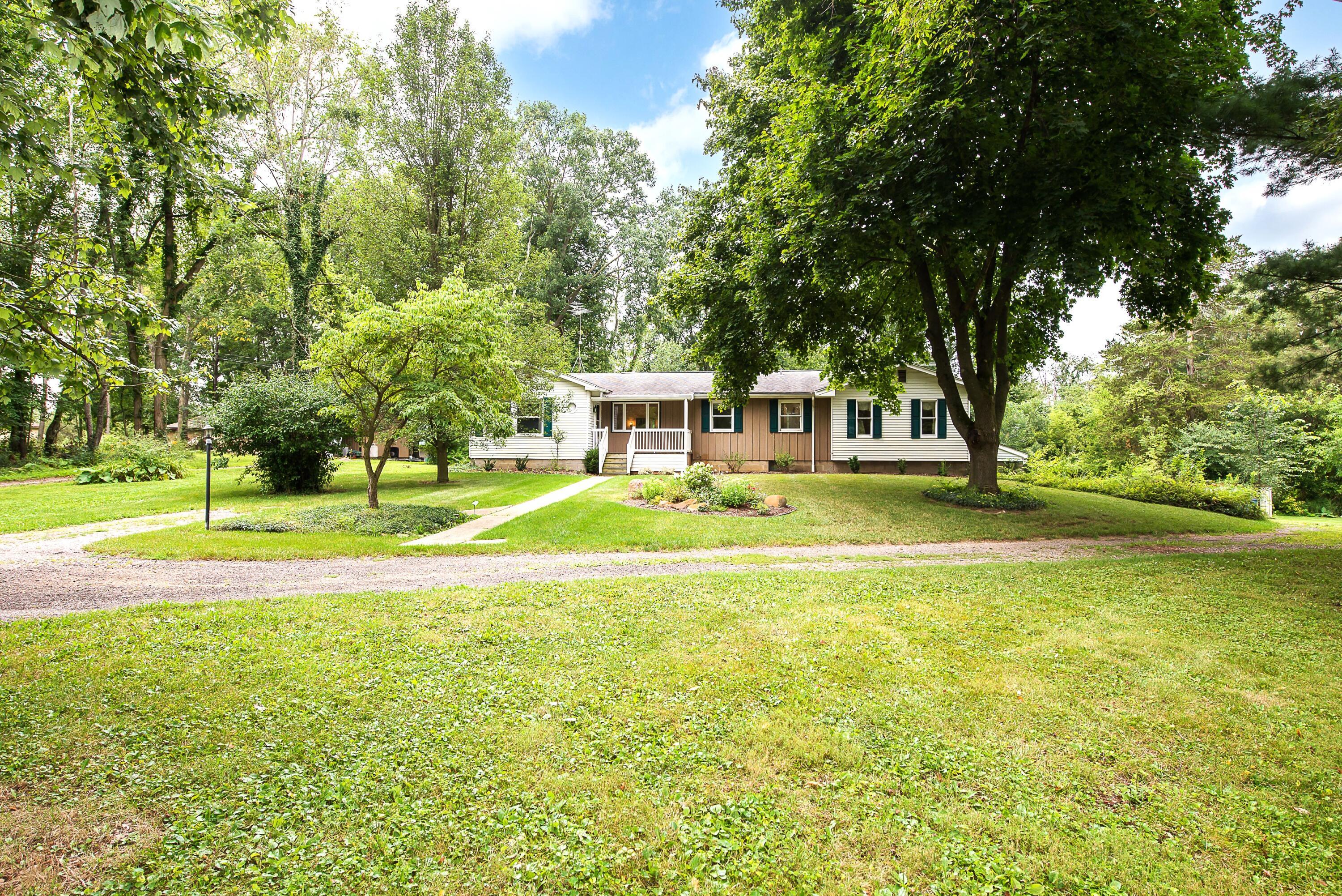 7682 Michigan State Road 52