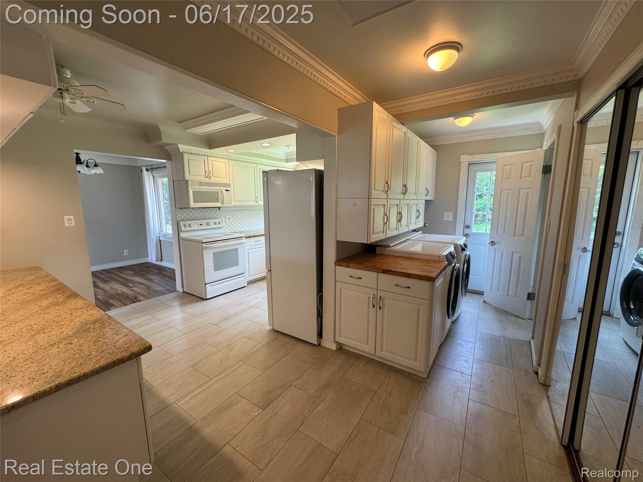 3340 CHICKERING LANE