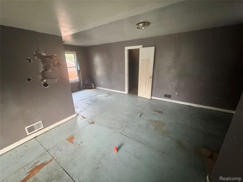 Tiny photo for 14802 Liberal Street, Detroit City, MI 48205 (MLS # 20251053483)