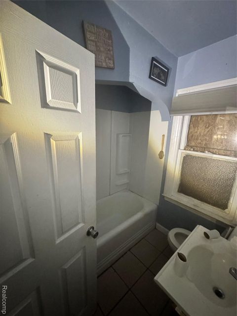 Tiny photo for 14802 Liberal Street, Detroit City, MI 48205 (MLS # 20251053483)