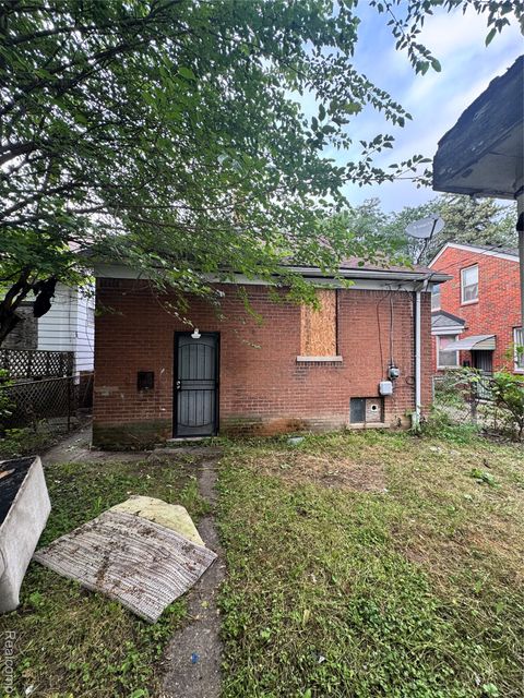 Tiny photo for 14802 Liberal Street, Detroit City, MI 48205 (MLS # 20251053483)