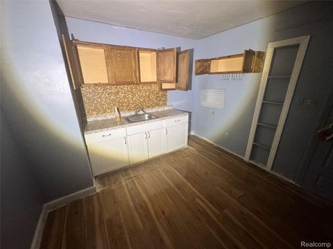 Tiny photo for 14802 Liberal Street, Detroit City, MI 48205 (MLS # 20251053483)