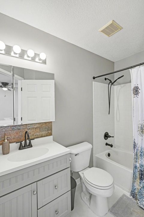 Tiny photo for 4404 Willow View Court, Genoa Township, MI 48843 (MLS # 81026009627)