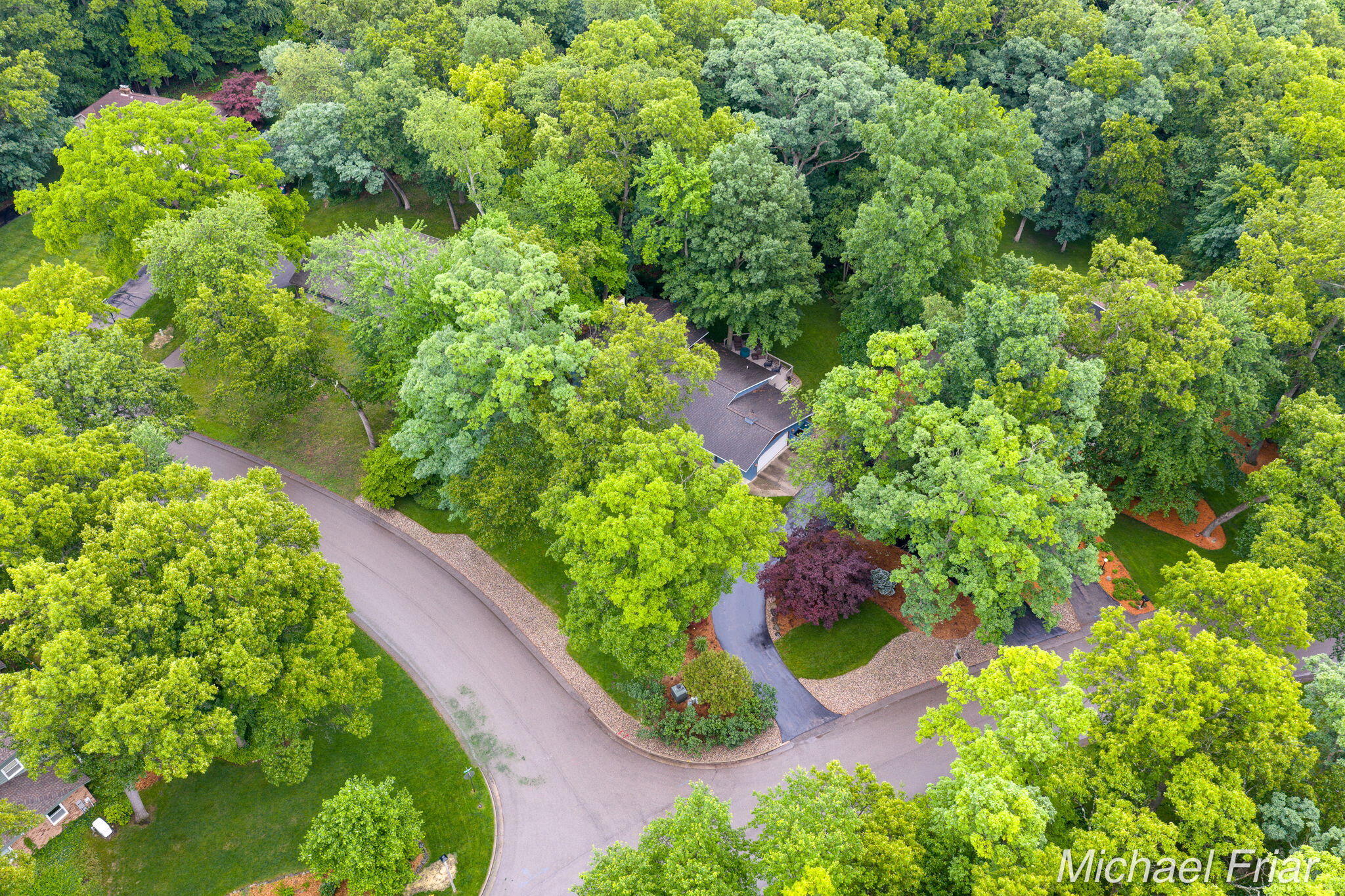 2700 Shadowbrook Drive SE