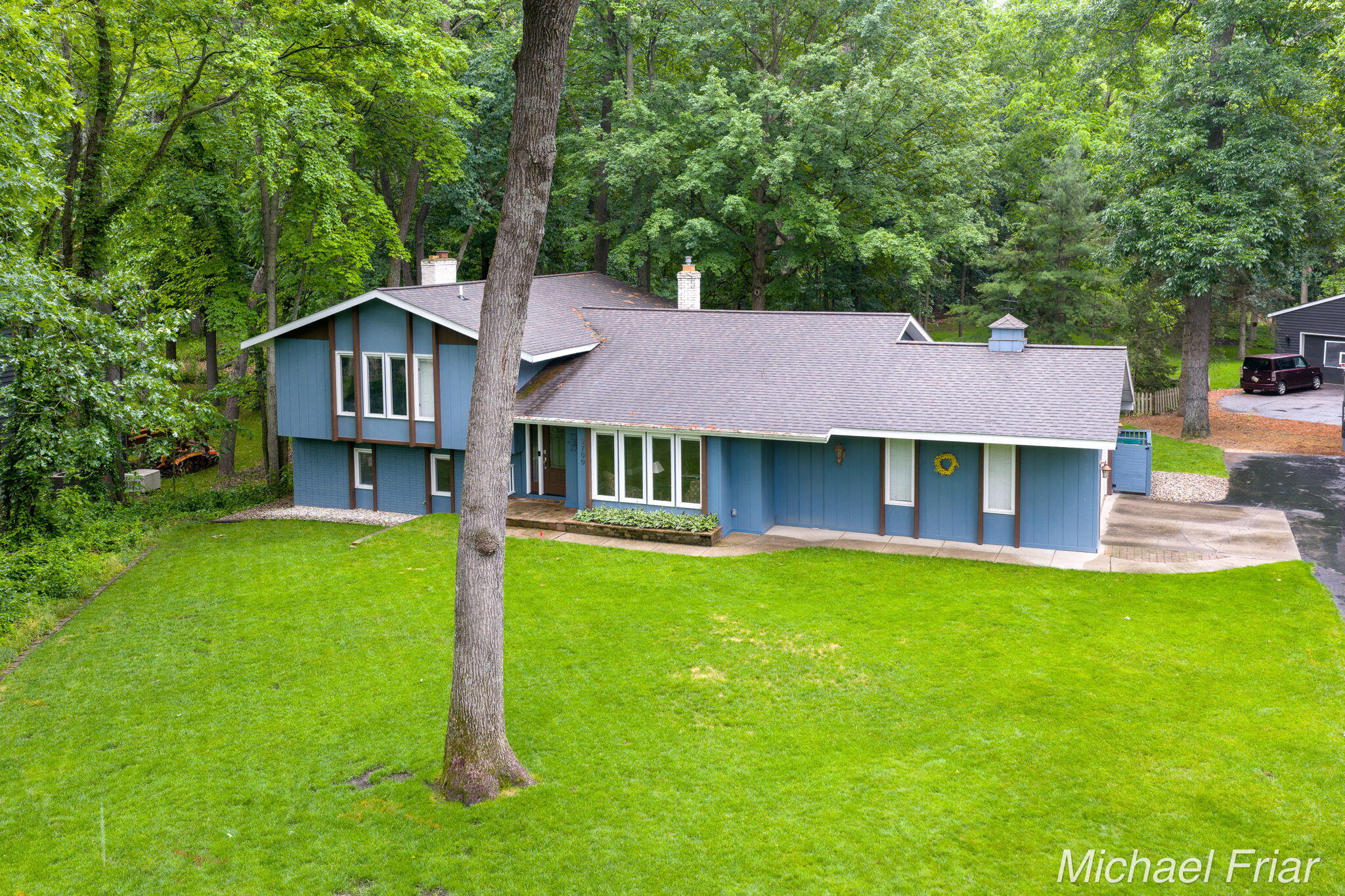 2700 Shadowbrook Drive SE
