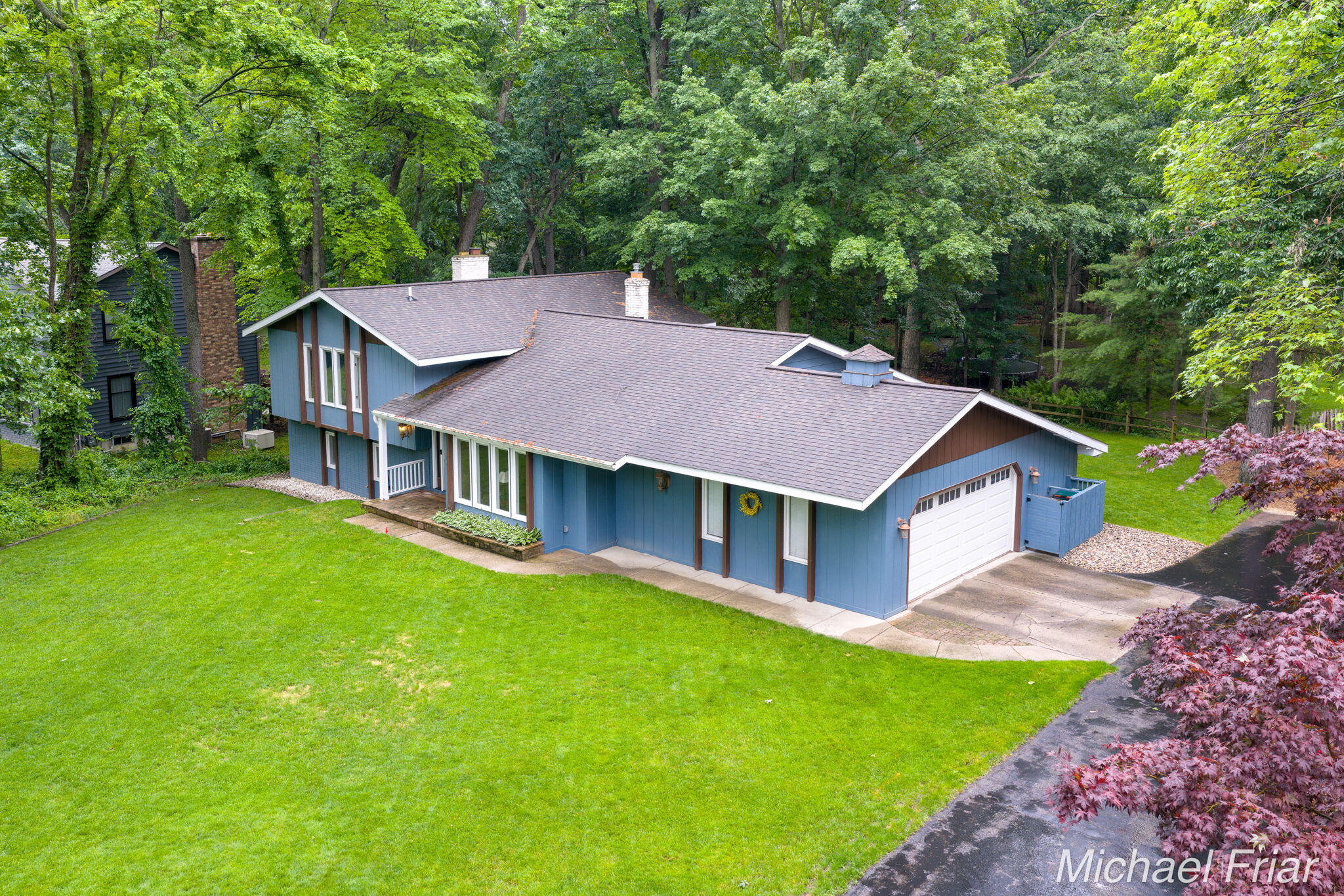 2700 Shadowbrook Drive SE