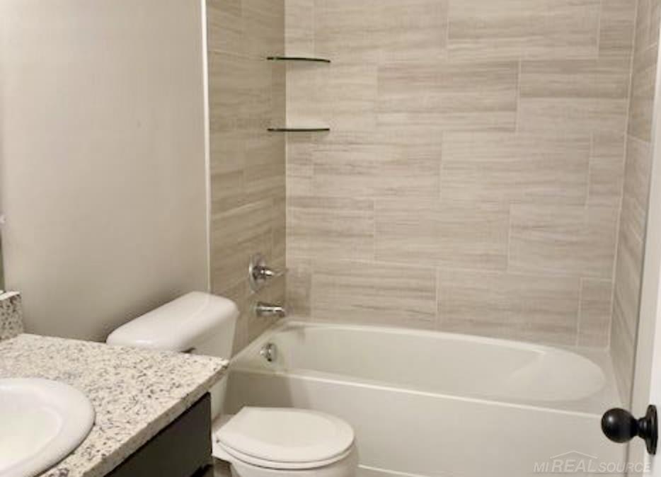 5515 MEADOW VIEW Street Street