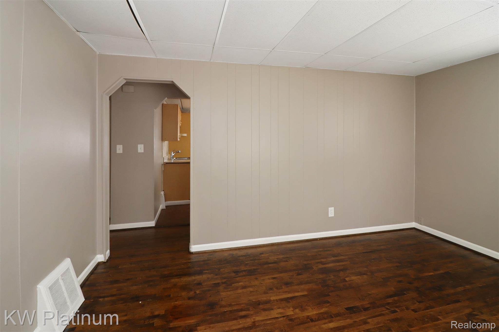 26039 Pattow Street