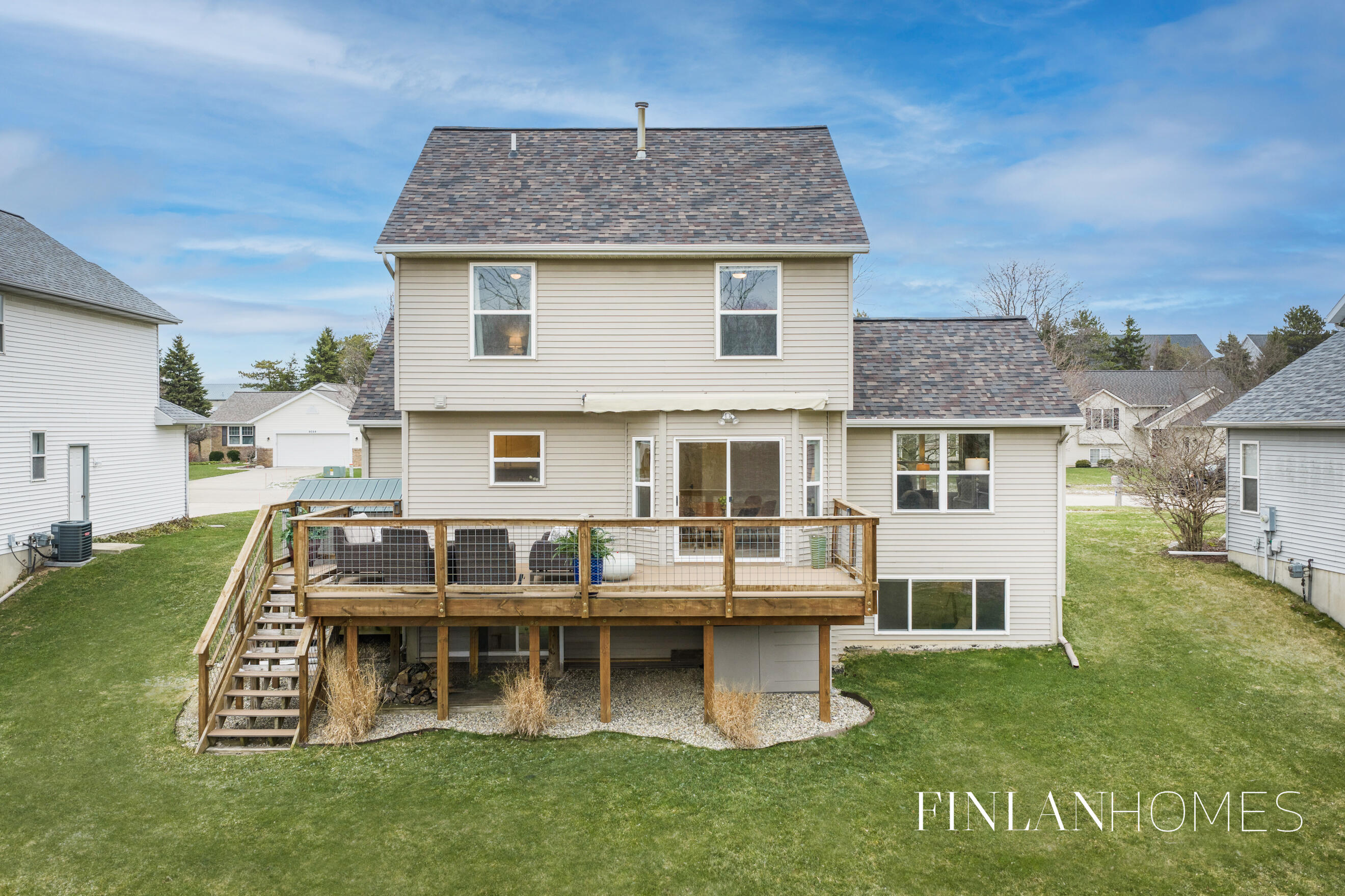 9061 Glengarry Court SE