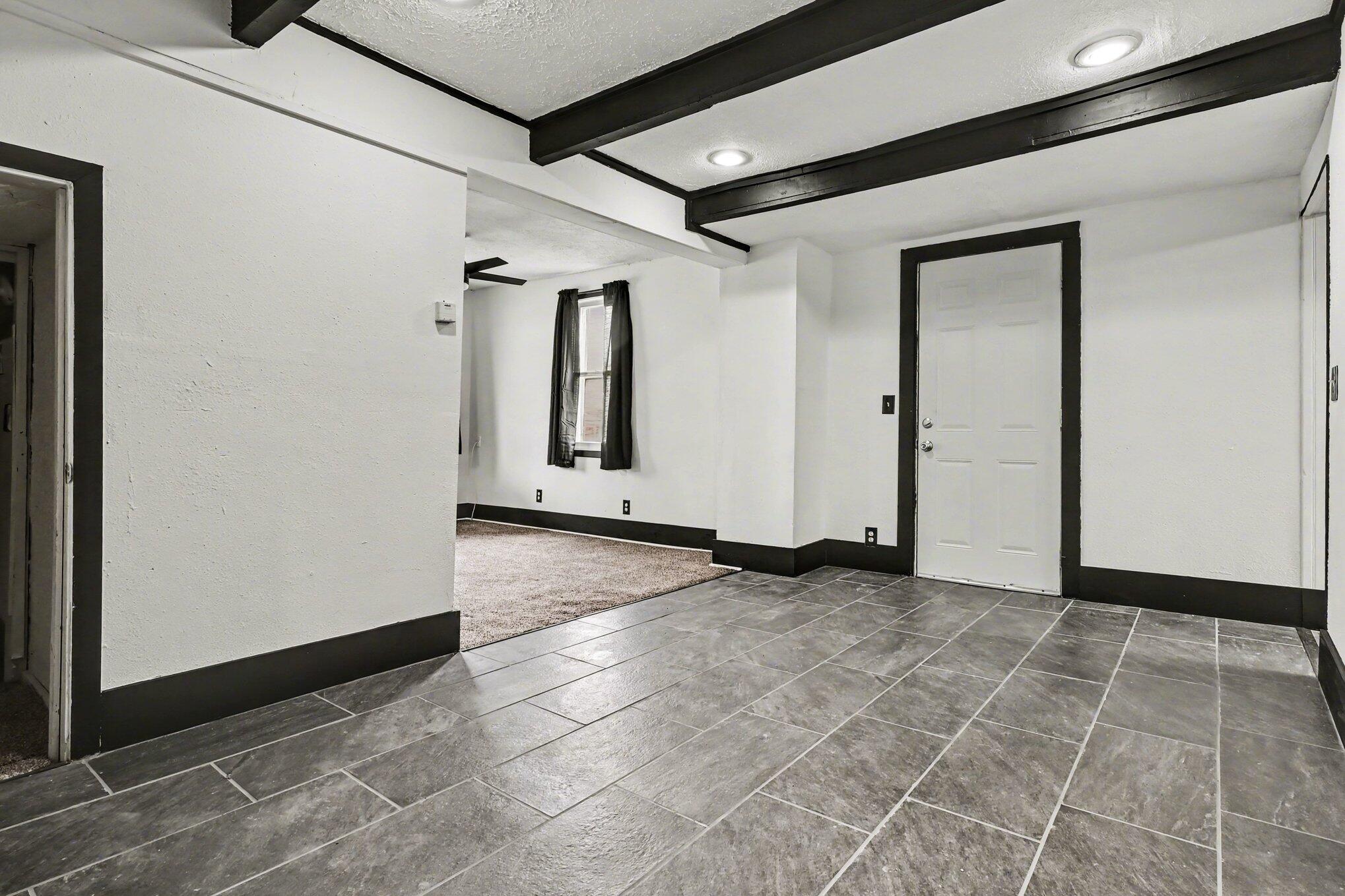 122 S 5th Street