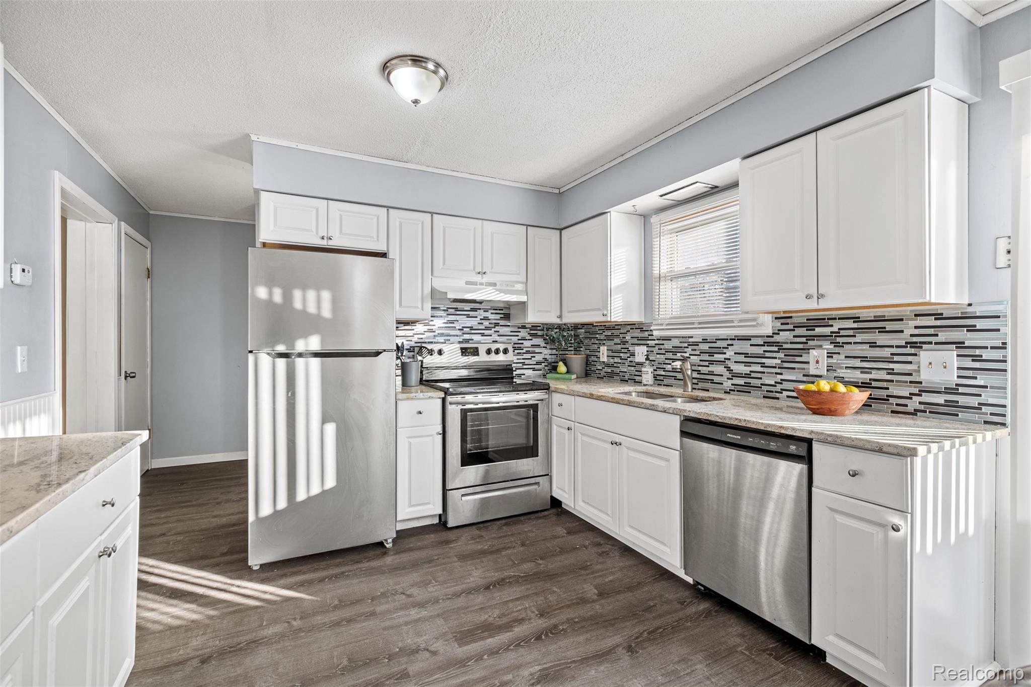 13339 Lake Point Boulevard