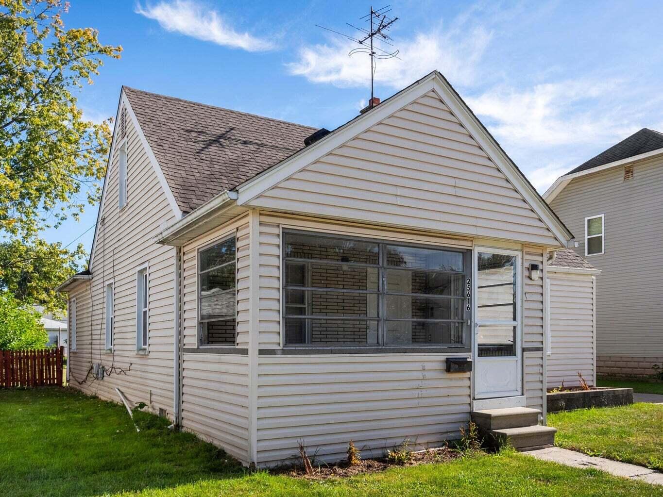 25616 Hoffmeyer Street