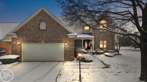 8600 Invitational Drive Washington Township MI 48094