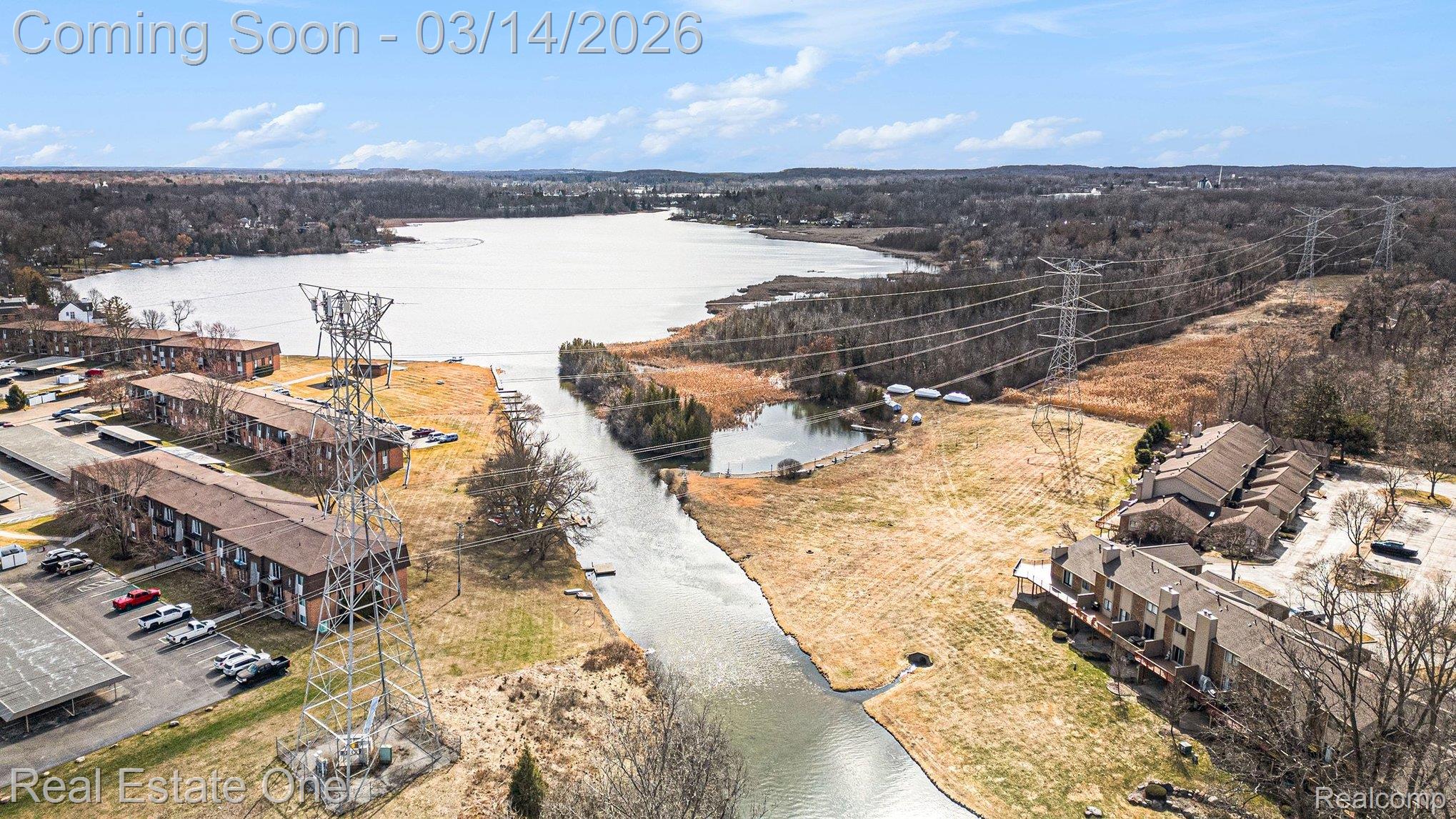 6892 Northcrest Way E