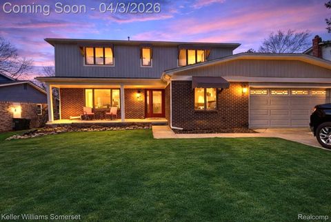 447 Antoinette Drive Rochester Hills City MI 48309