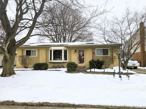 50674 Bower Drive Chesterfield Township MI 48047