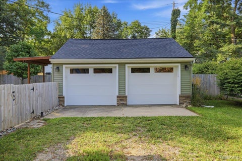 Tiny photo for 9239 Villa Crest Drive, Springfield Charter Township, MI 48346 (MLS # 20261066789)
