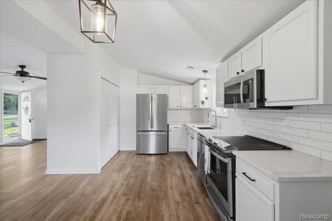 Tiny photo for 9239 Villa Crest Drive, Springfield Charter Township, MI 48346 (MLS # 20261066789)