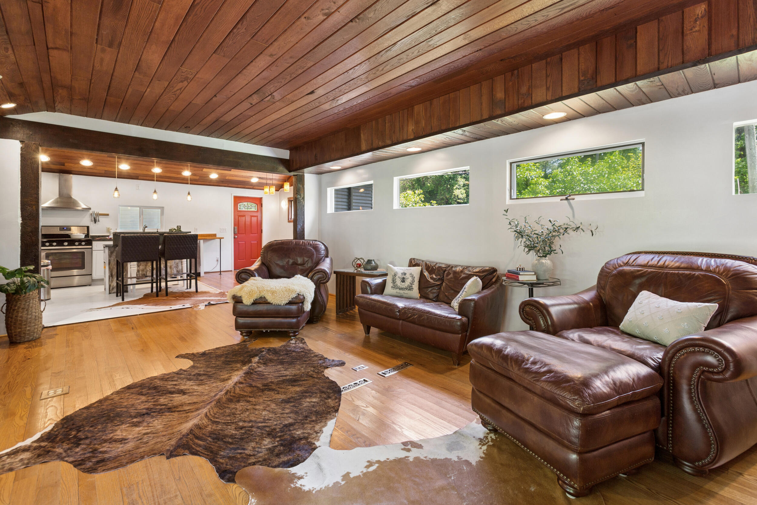 3779 W Glendora Road