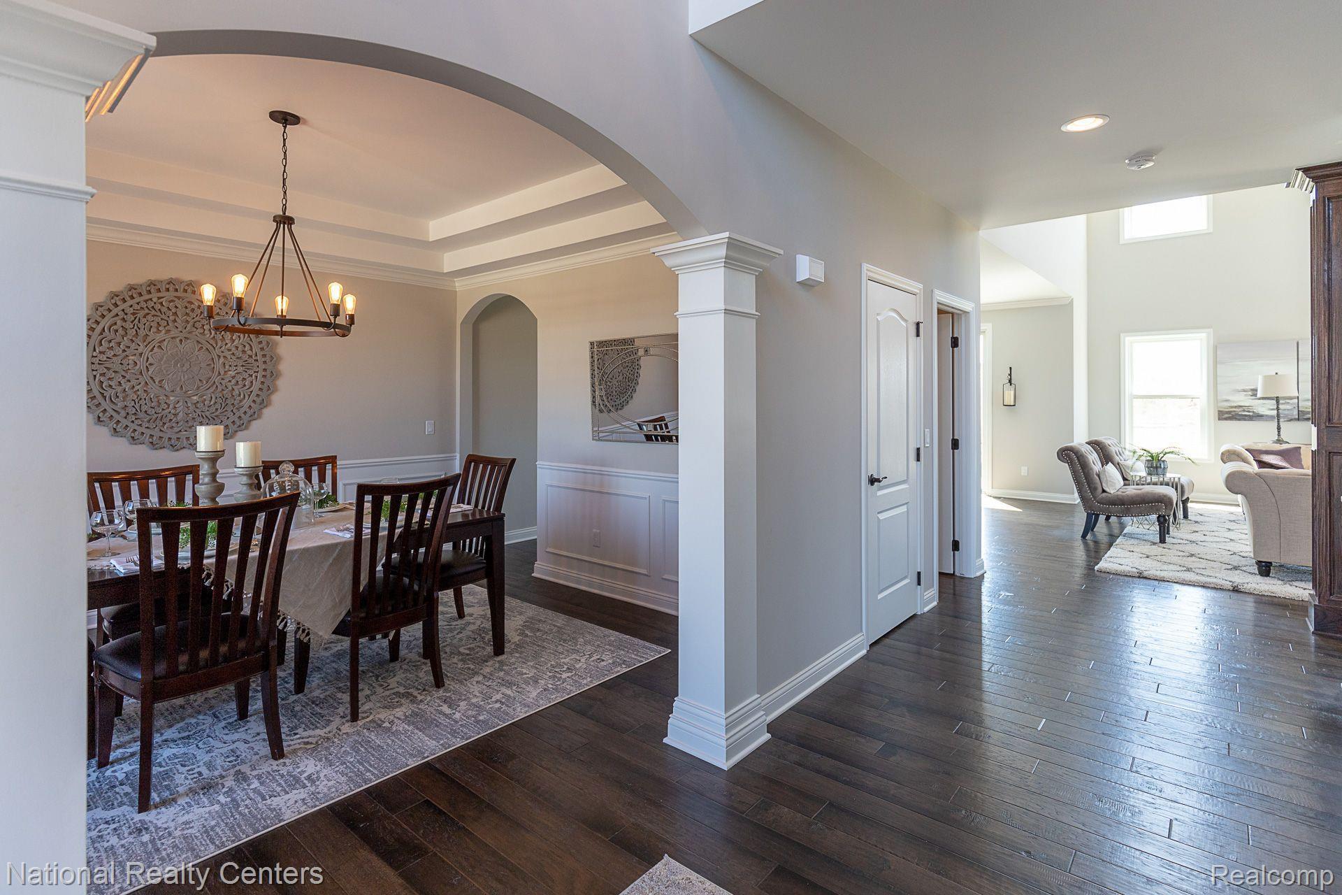 7118 Oak Ridge Court