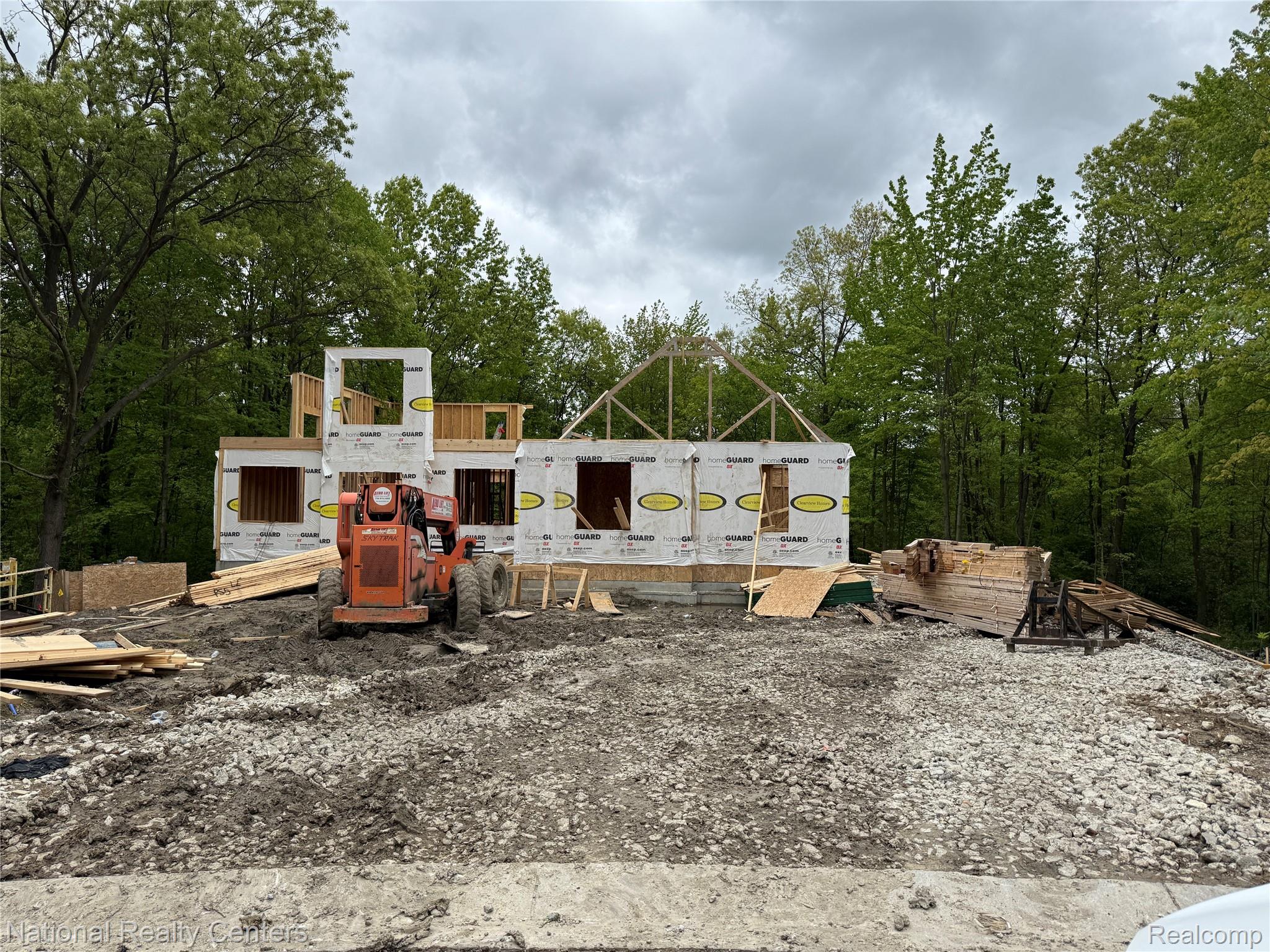7118 Oak Ridge Court