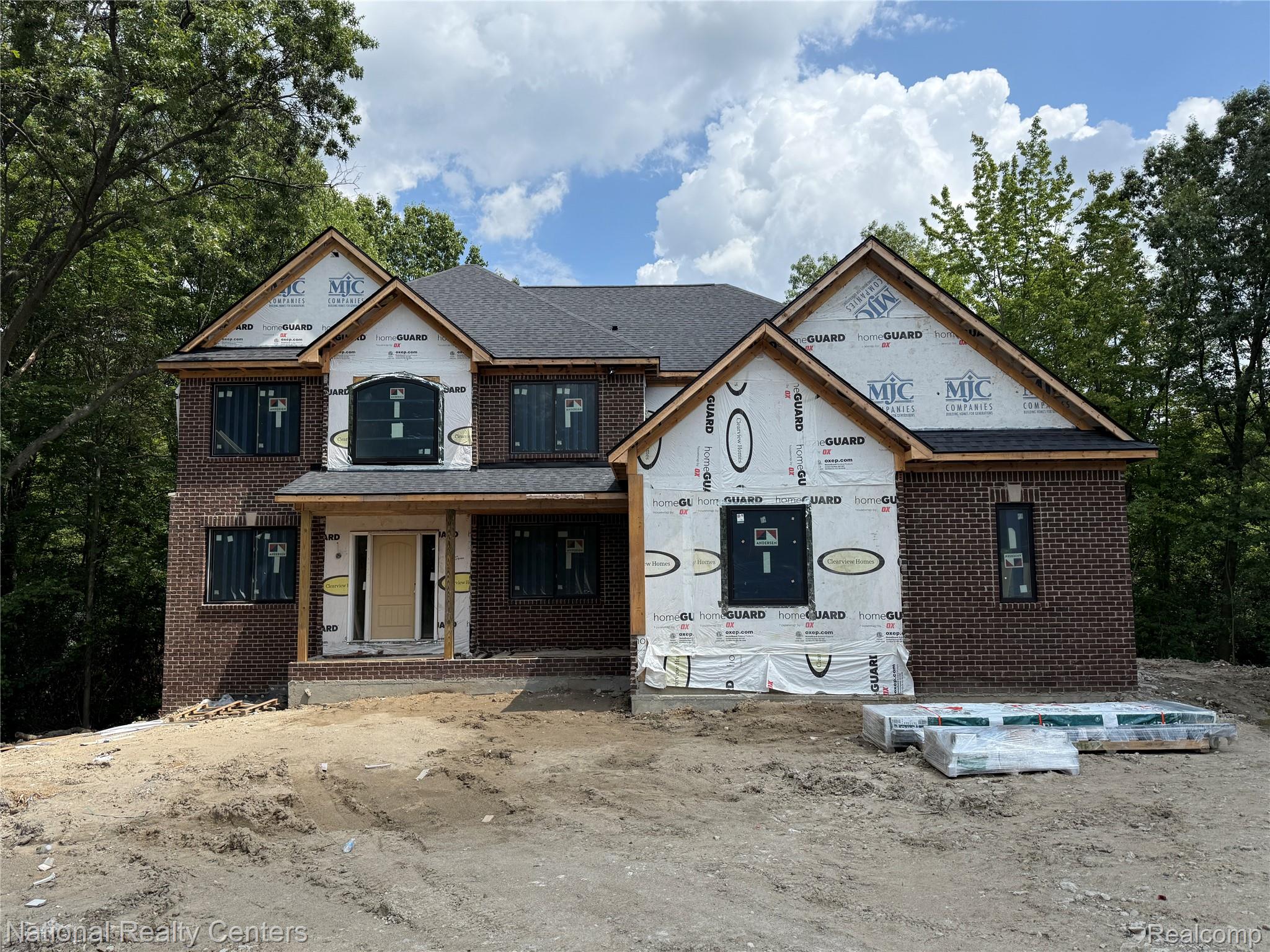 7118 Oak Ridge Court