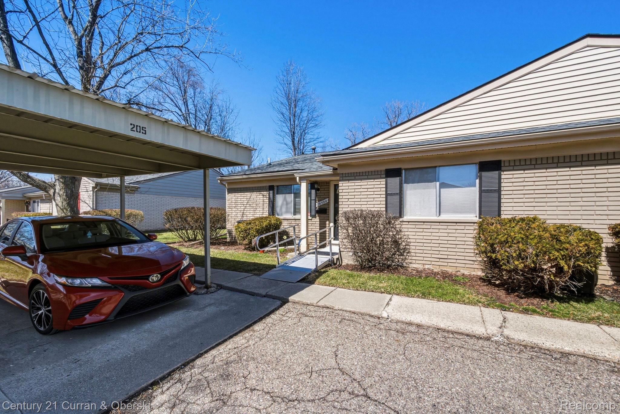 26596 Franklin Pointe Drive