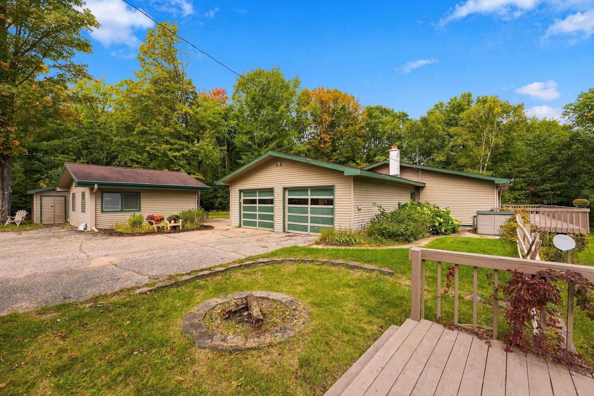 8370 W Blue Road