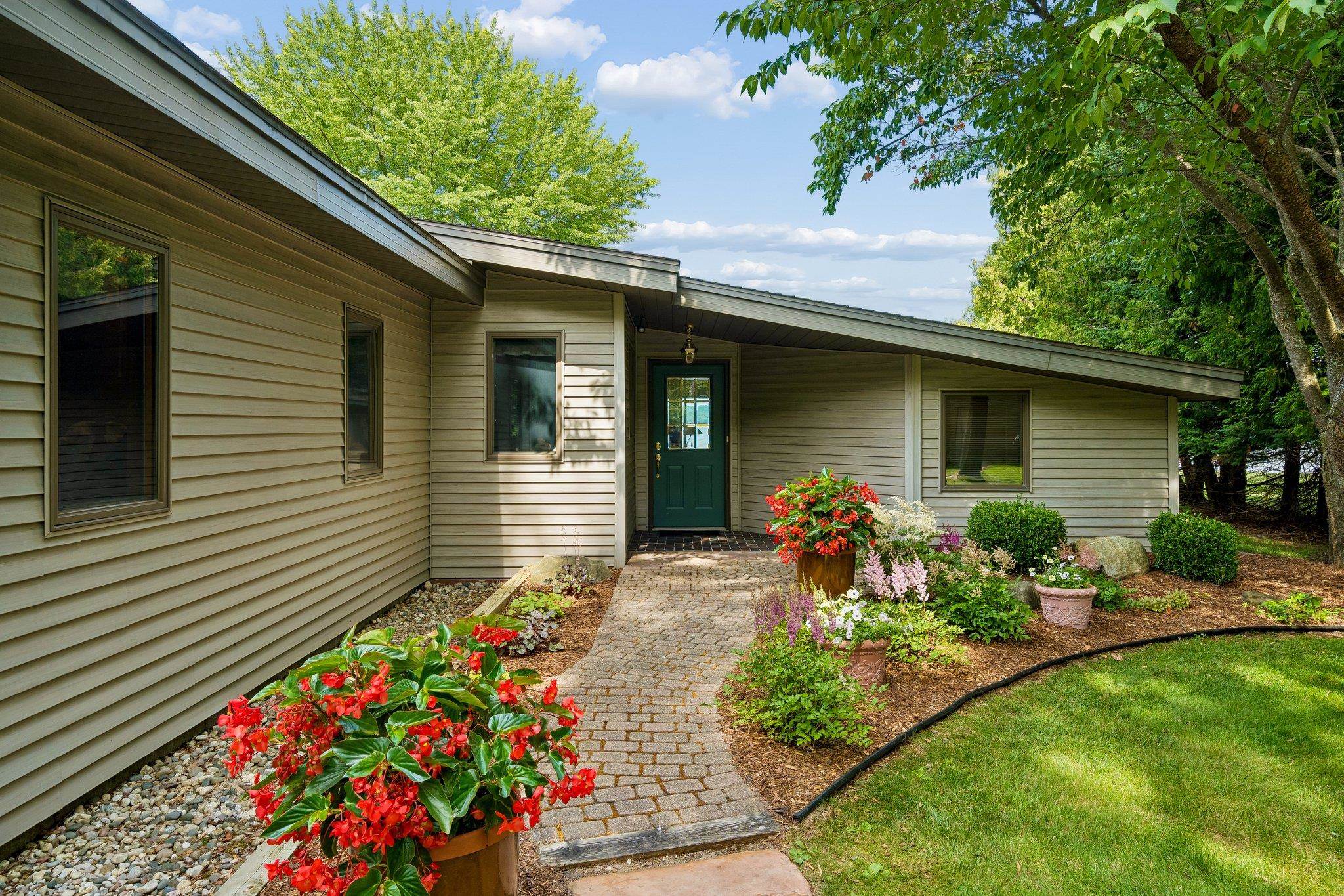 6246 White Birch Lane