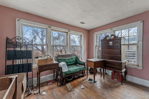 Tiny photo for 880 Algonquin Street, Detroit City, MI 48215 (MLS # 20261010204)