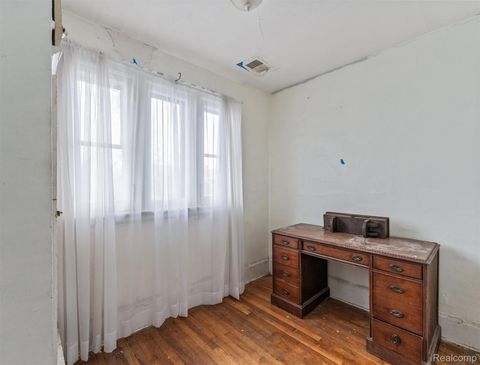 Tiny photo for 880 Algonquin Street, Detroit City, MI 48215 (MLS # 20261010204)