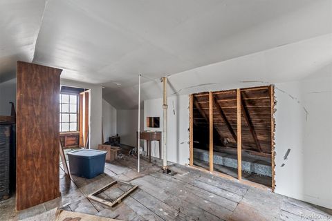 Tiny photo for 880 Algonquin Street, Detroit City, MI 48215 (MLS # 20261010204)