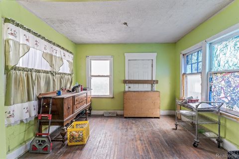 Tiny photo for 880 Algonquin Street, Detroit City, MI 48215 (MLS # 20261010204)