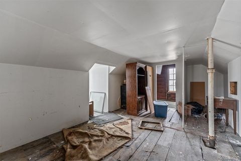 Tiny photo for 880 Algonquin Street, Detroit City, MI 48215 (MLS # 20261010204)